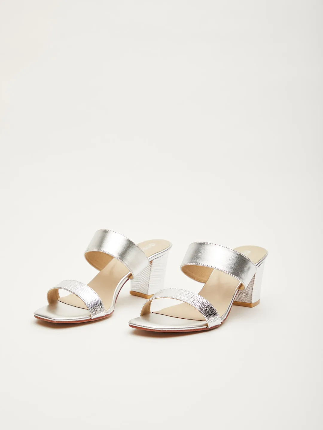 KARMA CHAMELEON HEELS