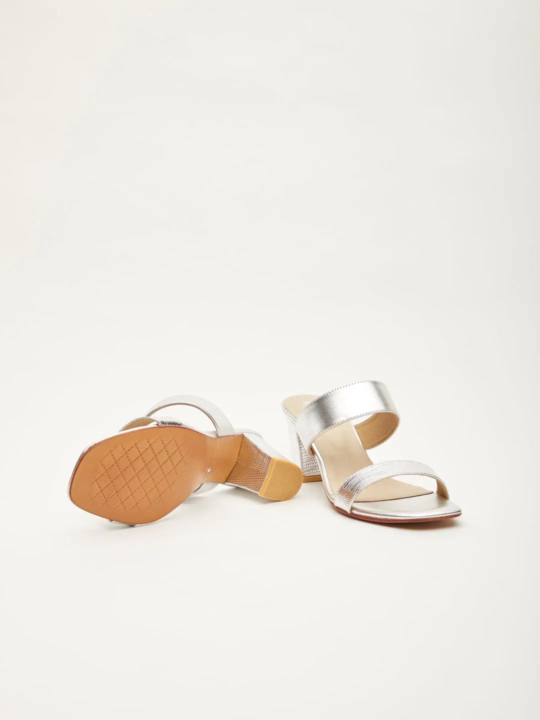 KARMA CHAMELEON HEELS