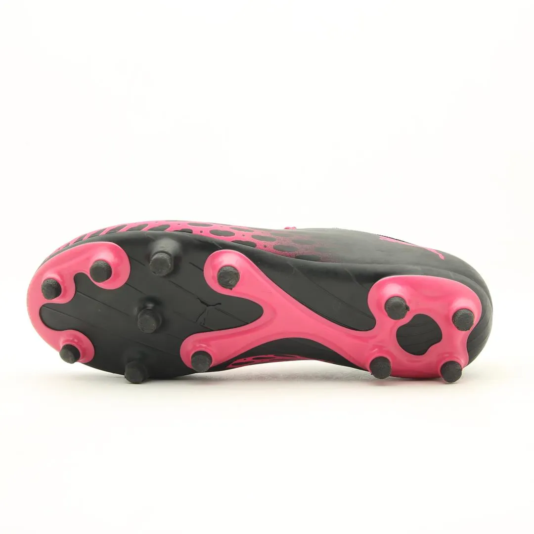 PUMA SOCCER CLEATS