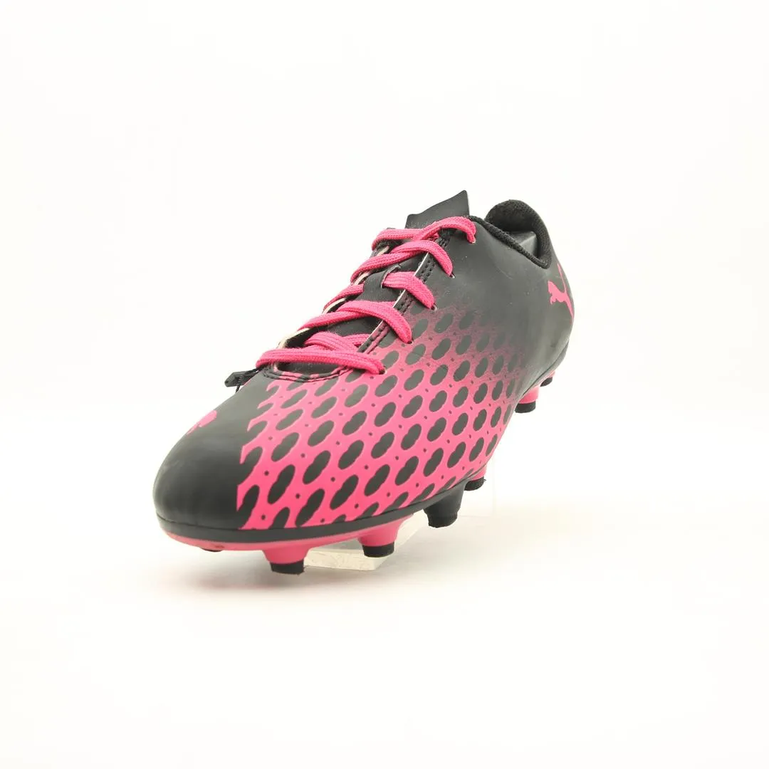 PUMA SOCCER CLEATS