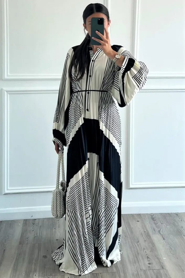 Zeeana Maxi Dress